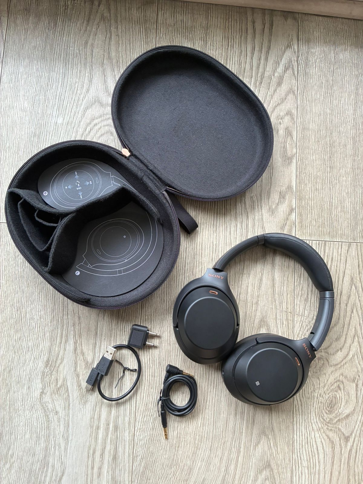 Audífonos Sony WH-1000XM3 cod: 21467-1 - Imagen 3