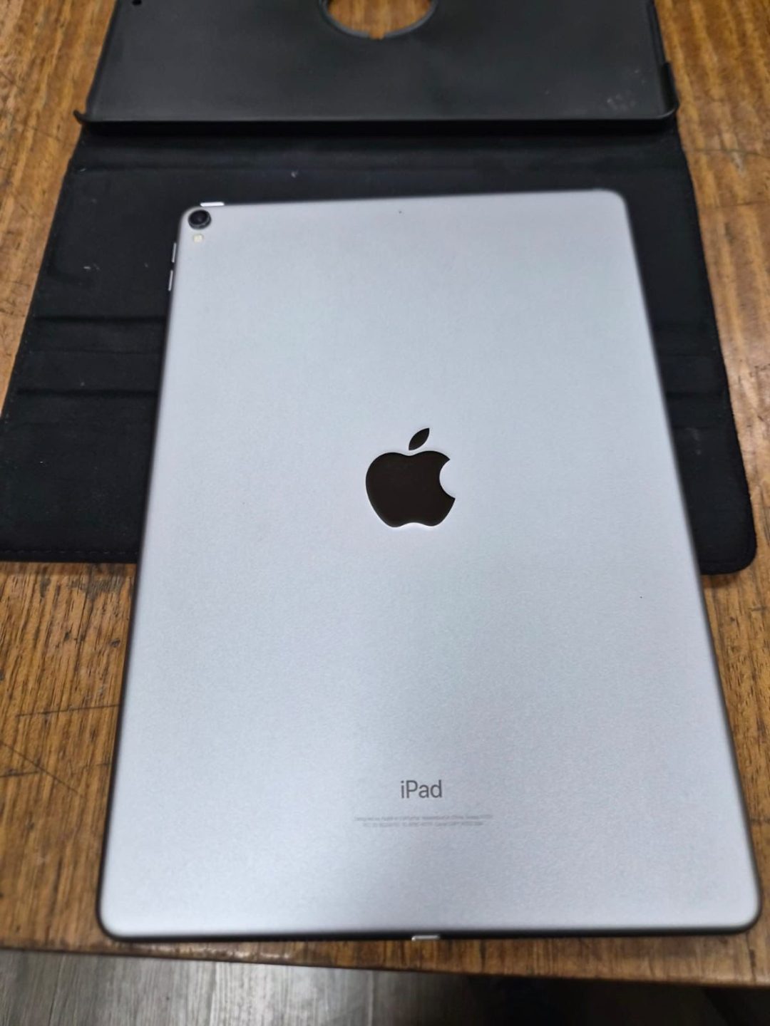 iPad Pro 10.5” 1ra Generación 64 GB WiFi cod: 21772-7 | Market-19