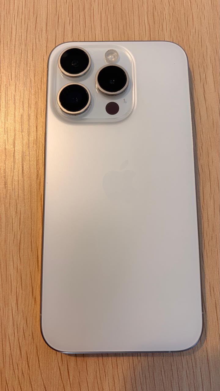 iPhone 15 Pro Titanio Blanco 128 GB cod: 22010-2 - Imagen 4