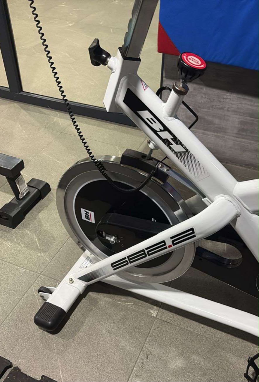 Bicicleta de spinning B.H. Fitness modelo SB2.2 cod: 21881-2 - Imagen 4