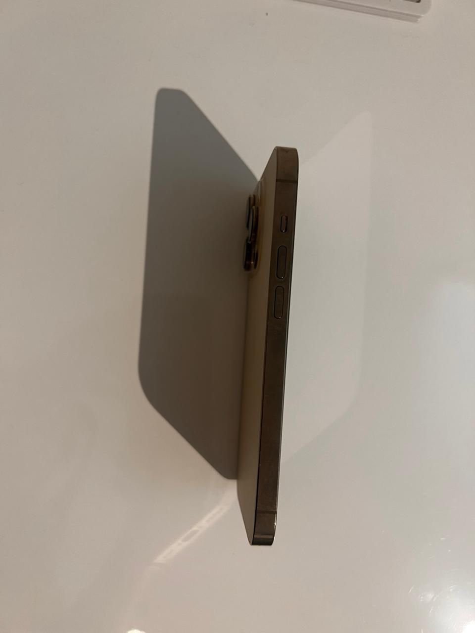 iPhone 14 Pro Gold 128 GB cod: 21742-2 - Imagen 6