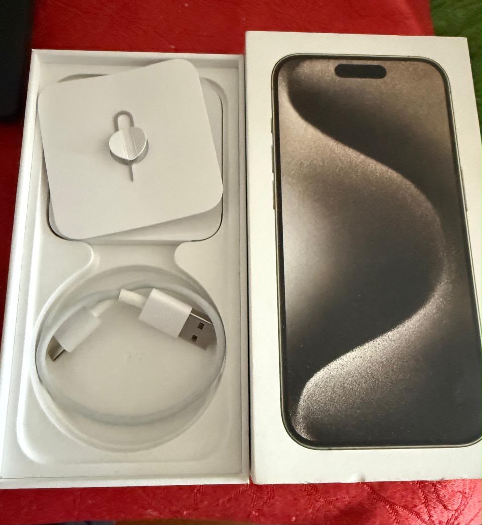 iPhone 15 Pro 128 GB cod: 21908-12 - Imagen 3