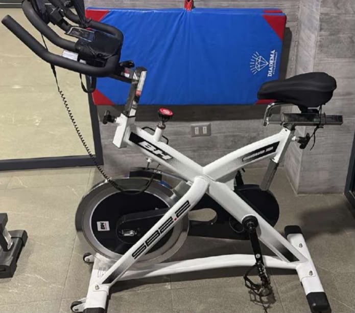 Bicicleta de spinning B.H. Fitness modelo SB2.2 cod: 21881-2 - Imagen 3