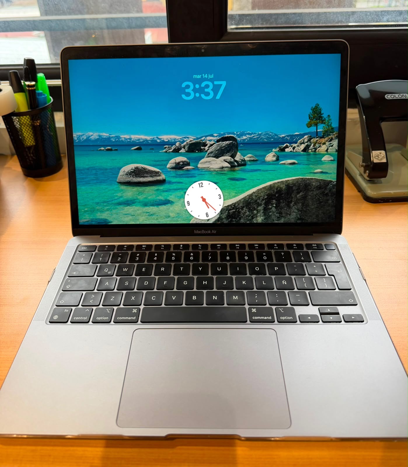 MacBook Air M1 13” 2020 256 GB 8 GB RAM cod: 22107-13 - Imagen 3