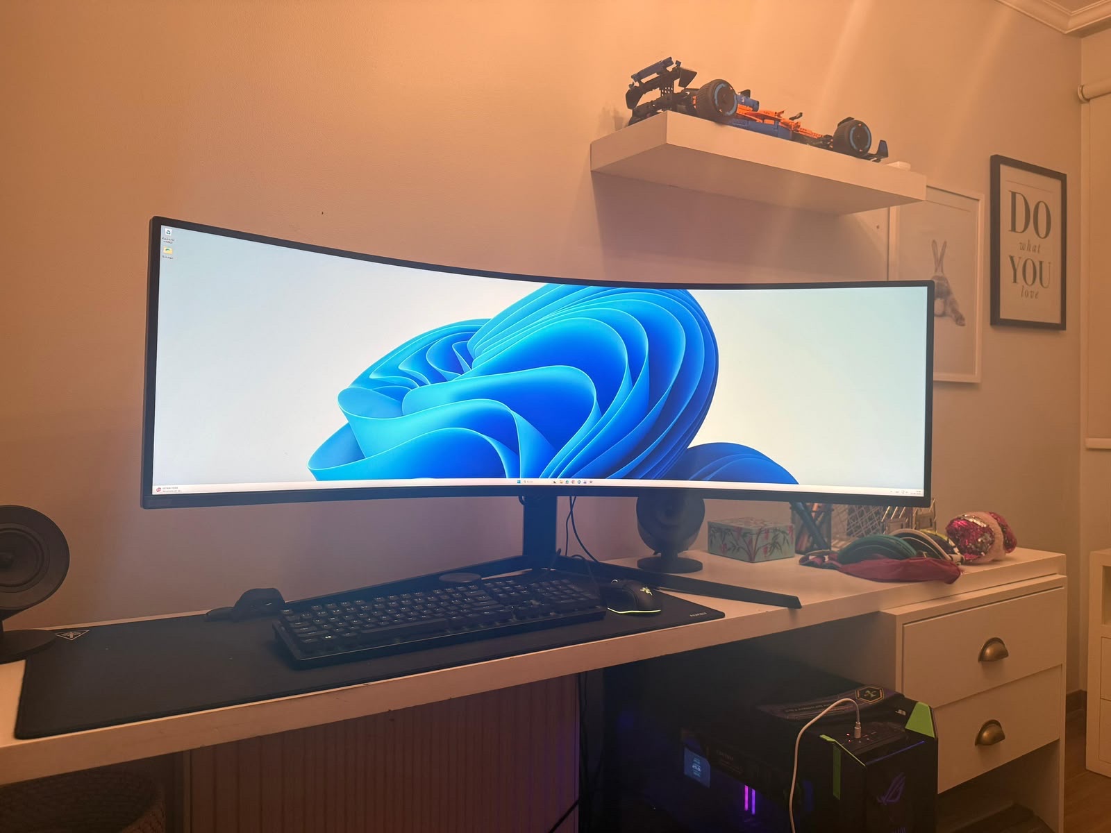 Monitor Samsung 49” Odyssey G9 cod: 22025-3 - Imagen 2