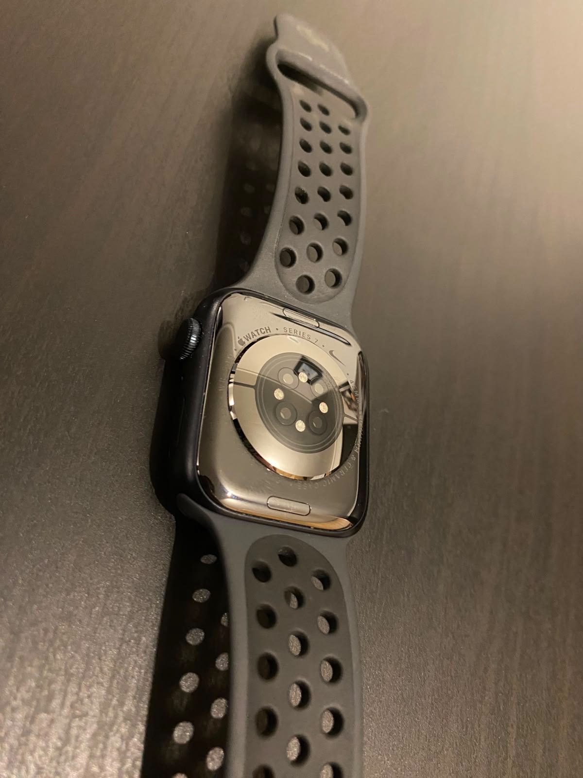 Apple Watch Series 7 Nike Edition GPS 45mm cod: 22066-10 - Imagen 9