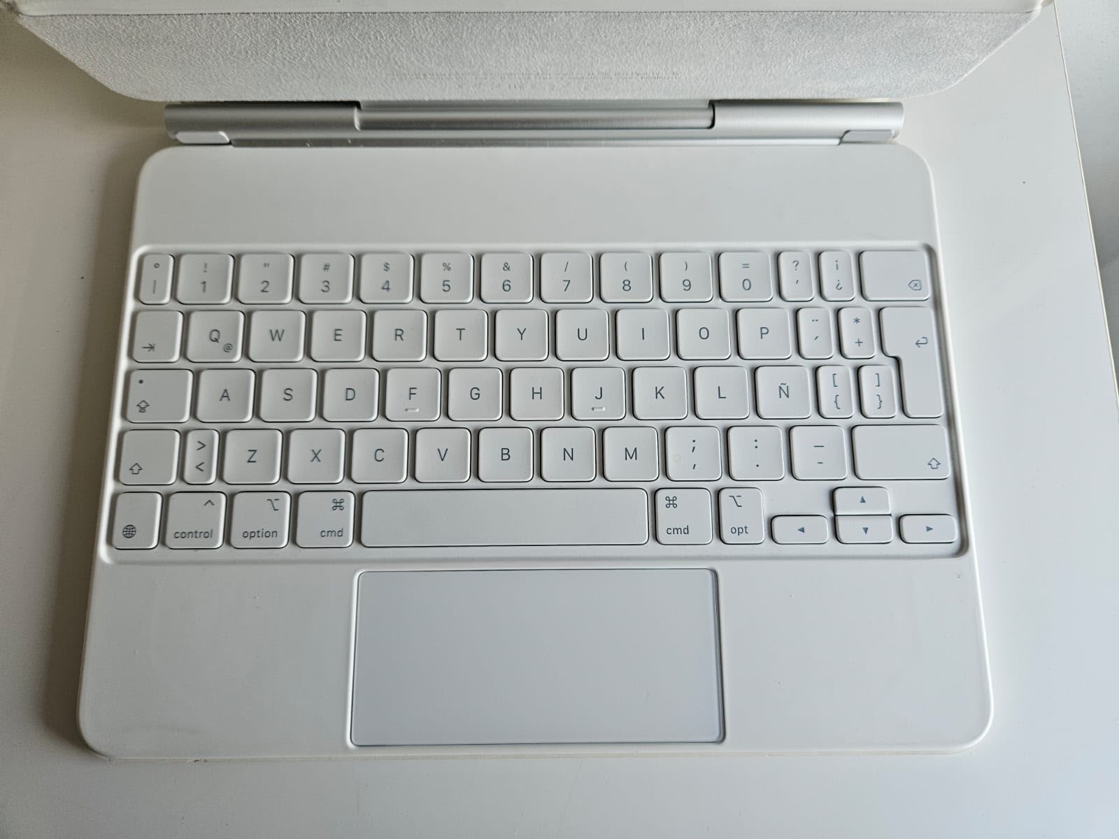 Magic Keyboard iPad Air 11”cod: 22056-13 - Imagen 6