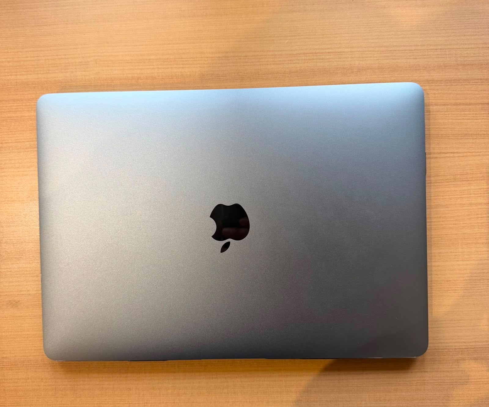 MacBook Air M1 13” 2020 256 GB 8 GB RAM cod: 22107-13 - Imagen 2