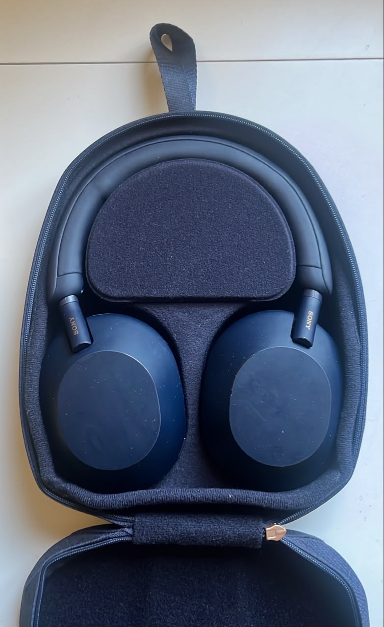 Audífonos Sony WH-1000XM5 cod: 22036-12 - Imagen 3