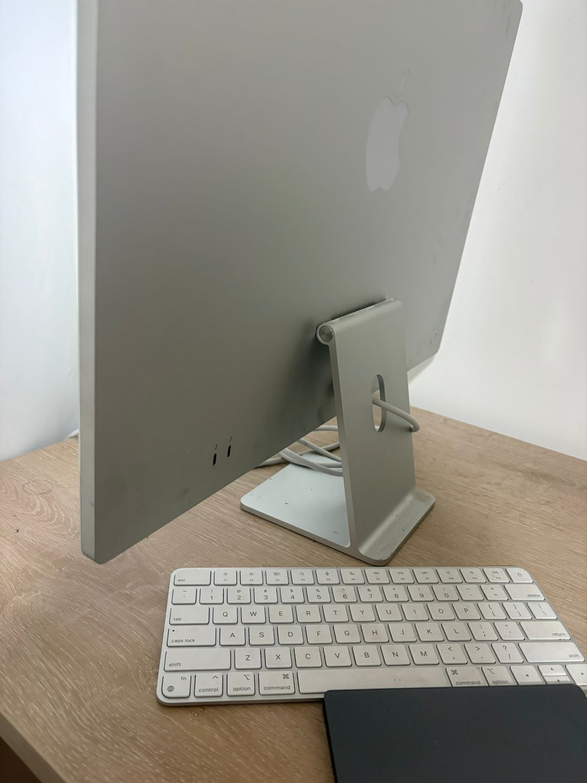 iMac M1 24” 2021 256 GB 8 GB RAM cod: 21733-13 - Imagen 5
