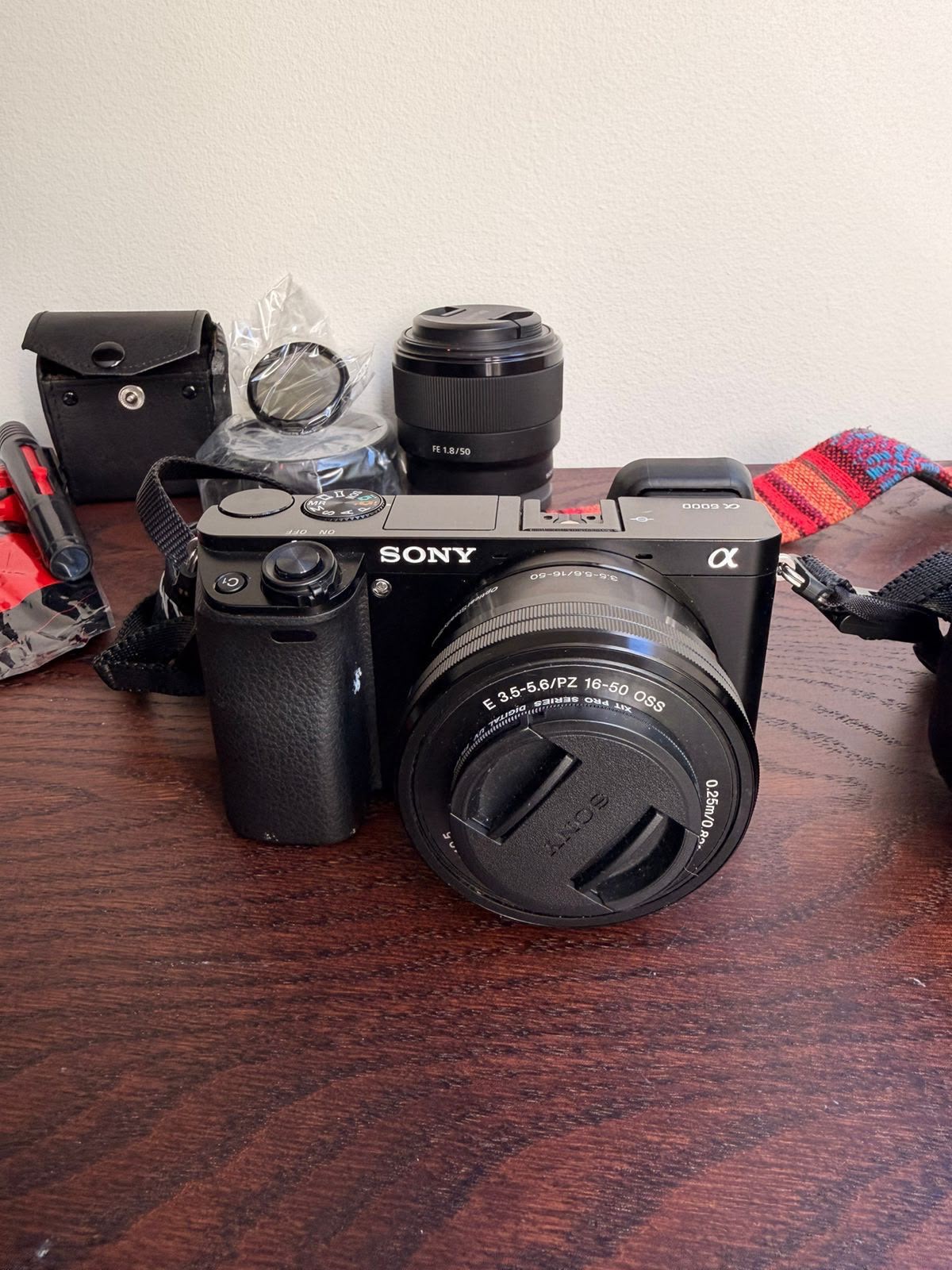 Sony alpha 6000 con 2 lentes 16-50 y 1.8-50 cod: 22023-1 - Imagen 6