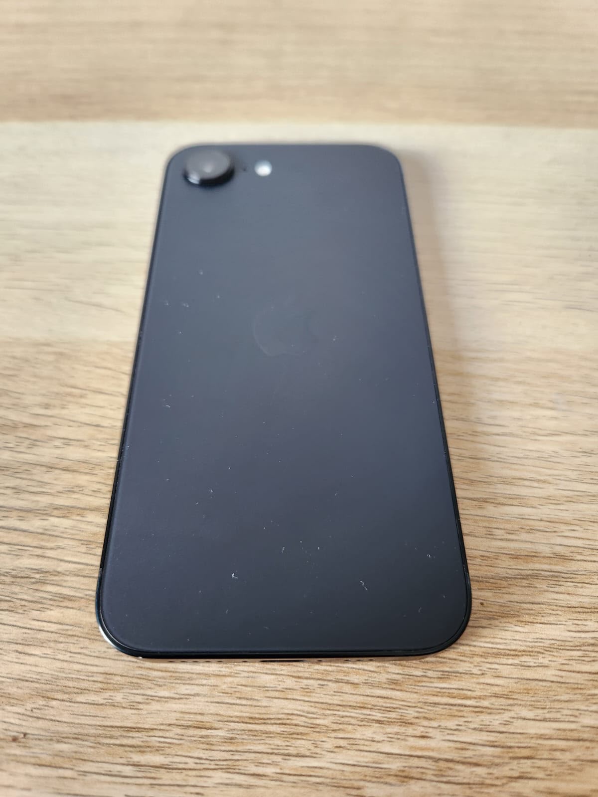 iPhone 16e Negro 128 GB cod: 22057-4 - Imagen 4