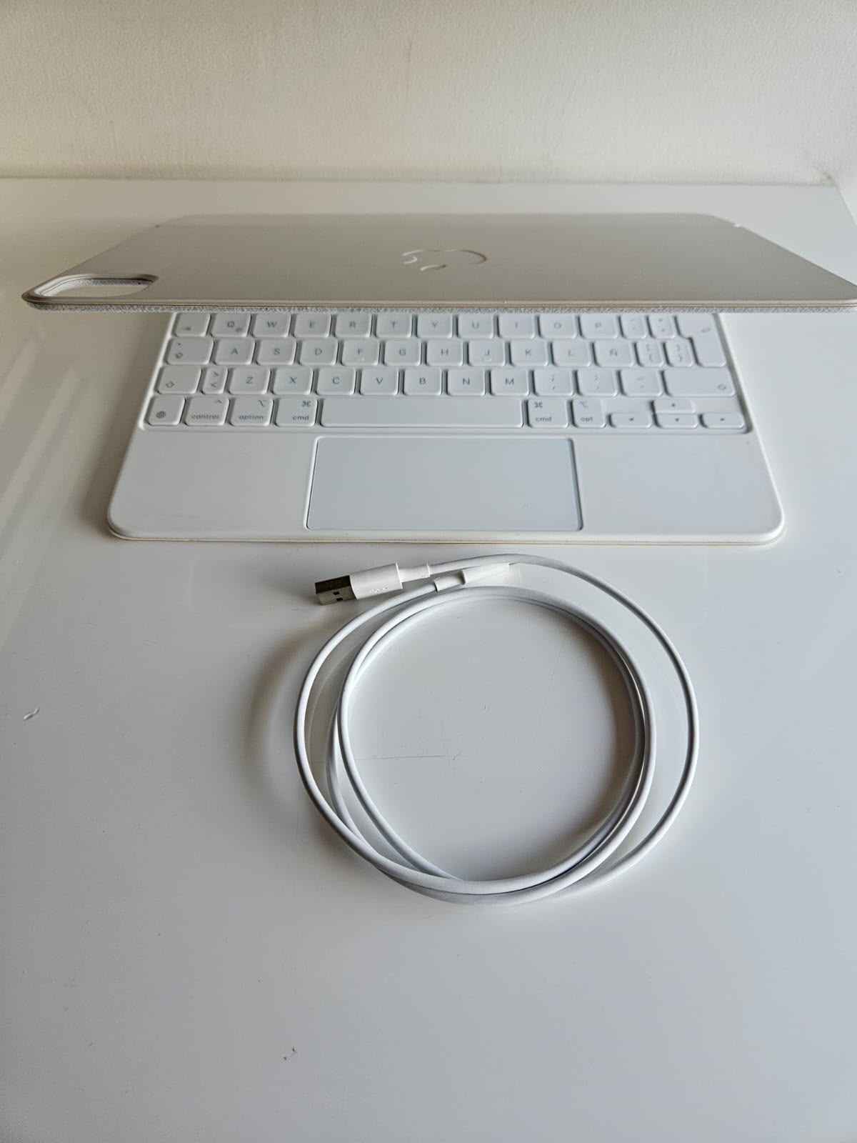 Magic Keyboard iPad Air 11”cod: 22056-13 - Imagen 3