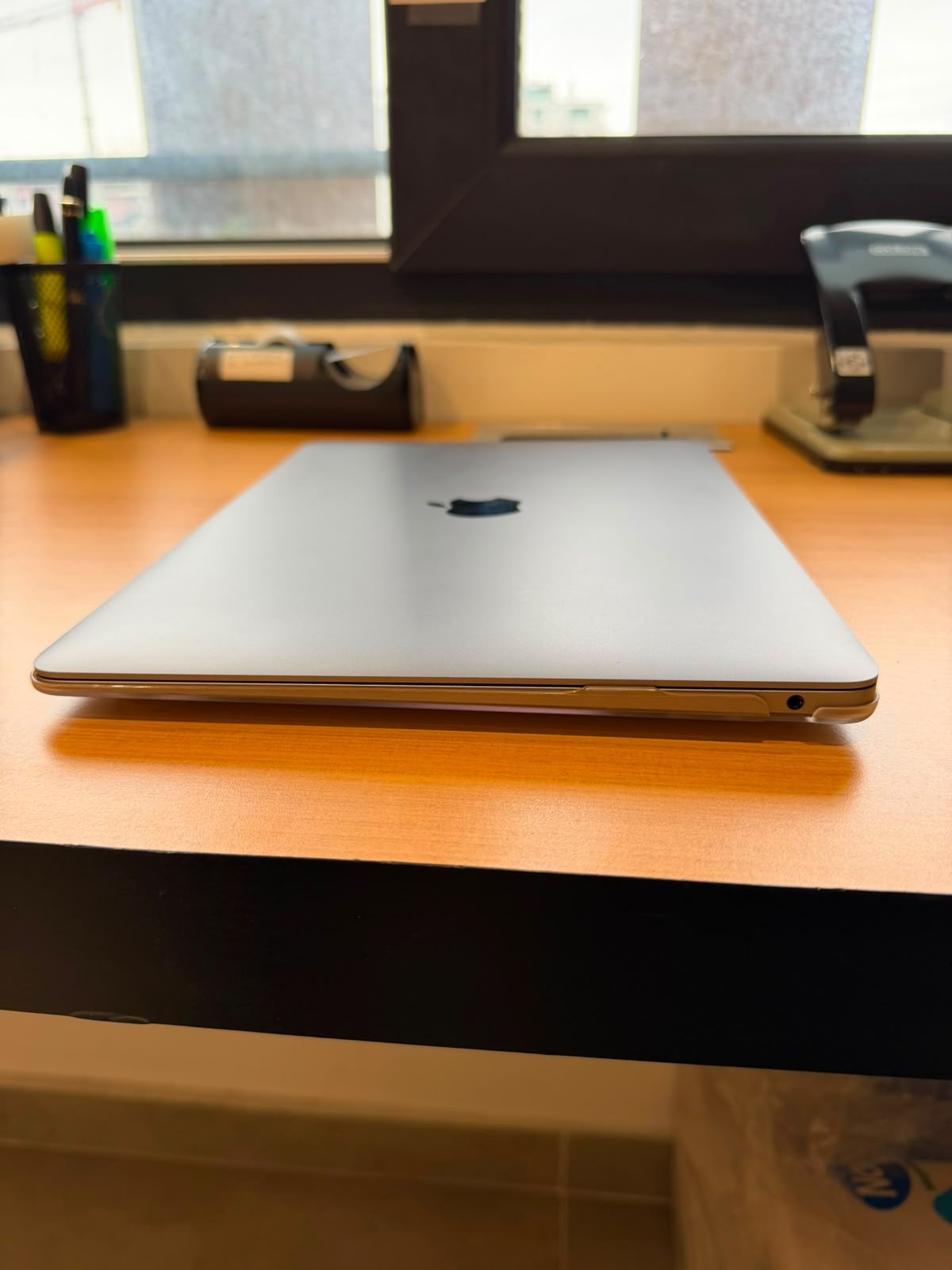 MacBook Air M1 13” 2020 256 GB 8 GB RAM cod: 22107-13 - Imagen 5