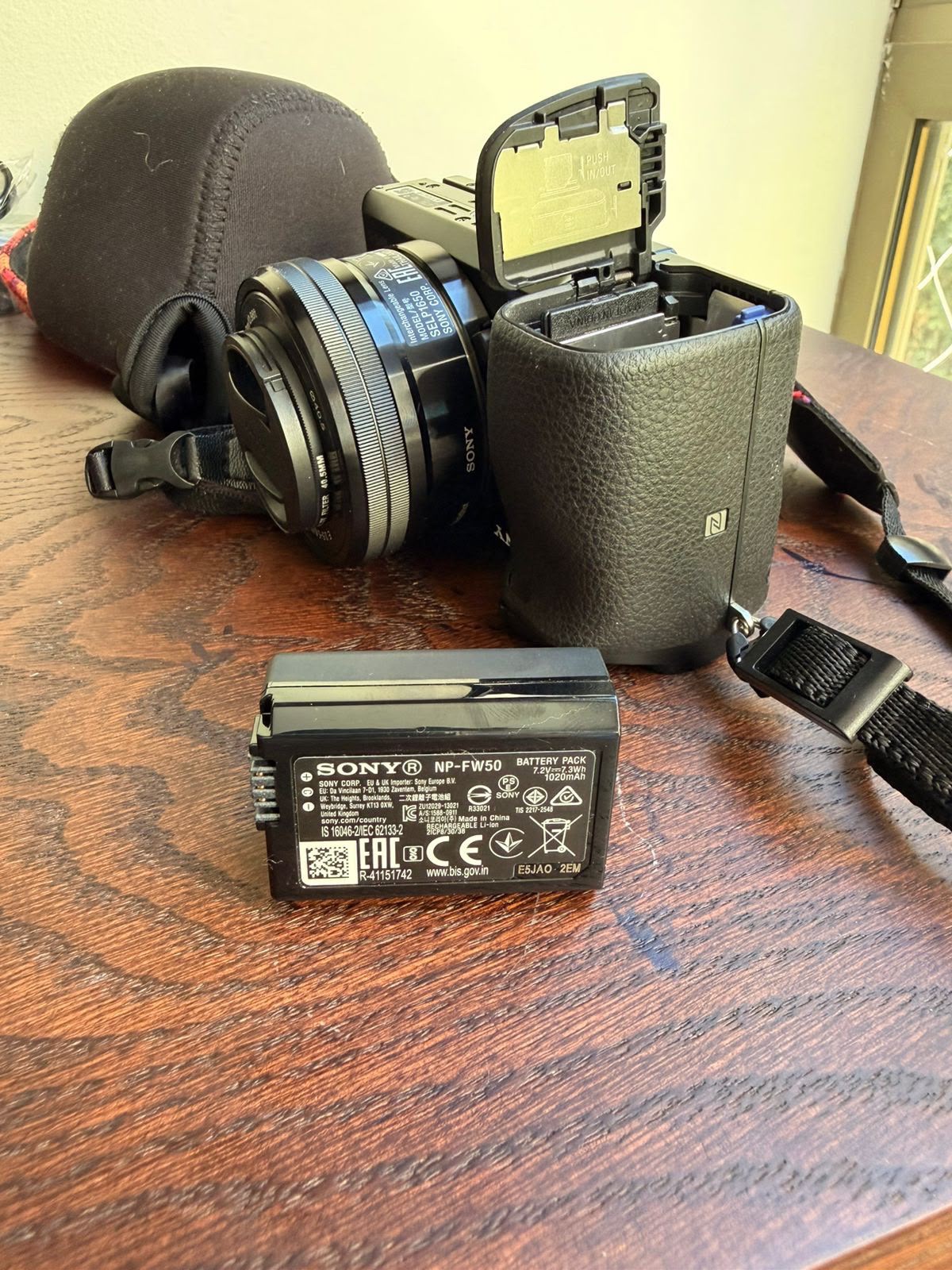 Sony alpha 6000 con 2 lentes 16-50 y 1.8-50 cod: 22023-1 - Imagen 9
